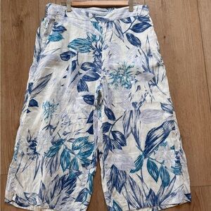 C&C California Blue and White Patterned linen wide leg cropped pants